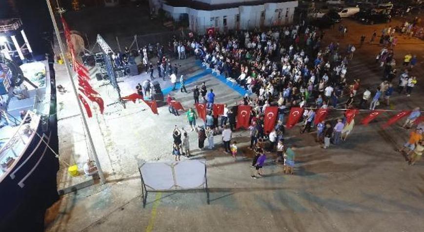 Sinop’ta balıkçılar törenle ‘vira bismillah’ dedi
