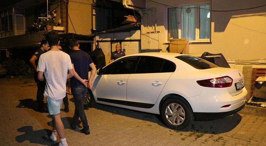 Kuryeleri uyardılar, canlarını zor kurtardılar