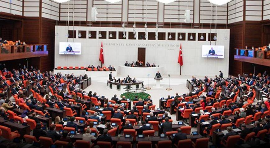 Başörtüsünde 10. ve 13. madde gündemde