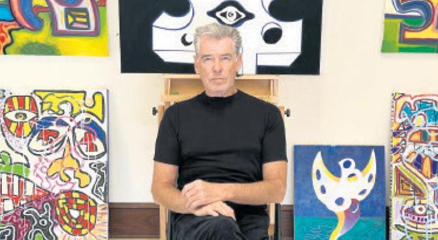 Pierce Brosnan yas sürecini resimle atlatmış