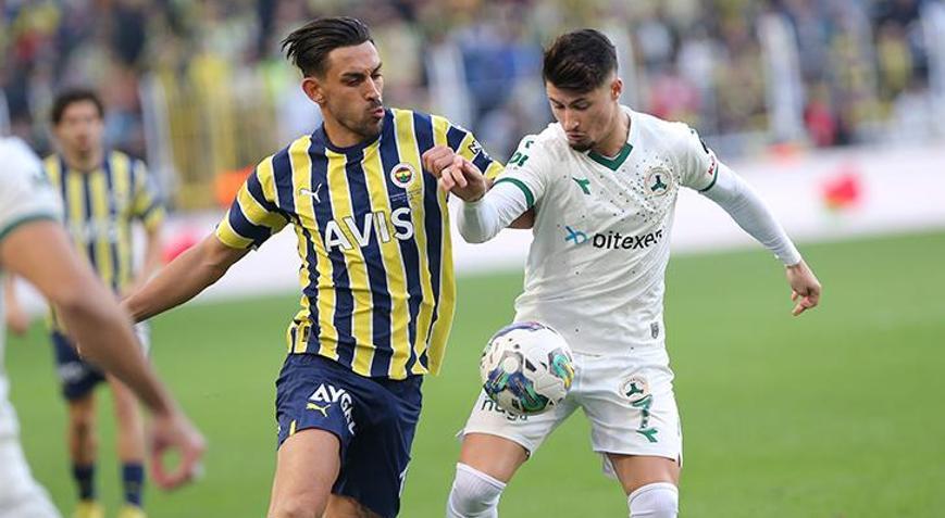 Fenerbahçe evinde yıkıldı Zirvede kayıp Fenerbahçe evinde yıkıldı Zirvede kayıp