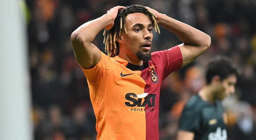 Galatasarayda Sacha Boey kararı Lyon talip oldu