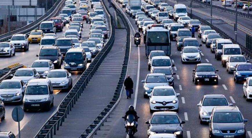 İstanbullular dikkat Bugün bazı yollar trafiğe kapatılacak