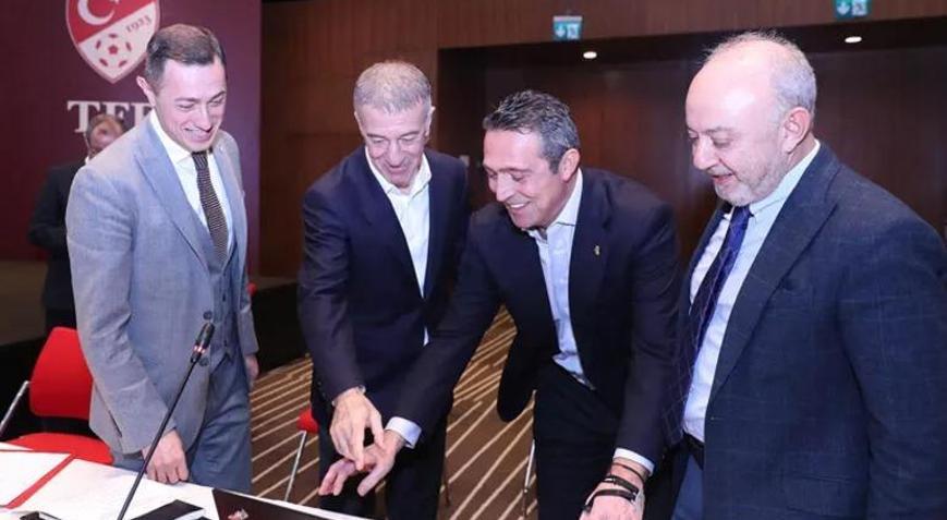 TFFden bir ilk Süper Lig kulüp başkanlarının huzurunda dijital hakem ataması yapıldı