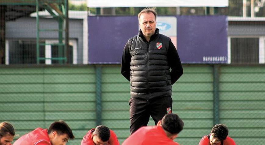 Karşıyaka, yaşa takıldı