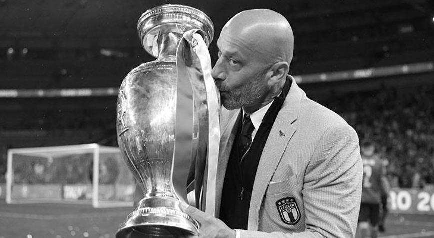 İtalya futbolunda yas Efsane golcü Gianluca Vialli vefat etti
