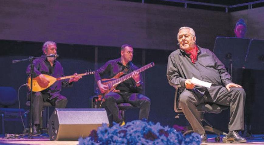 Nazım, şiirleriyle anıldı