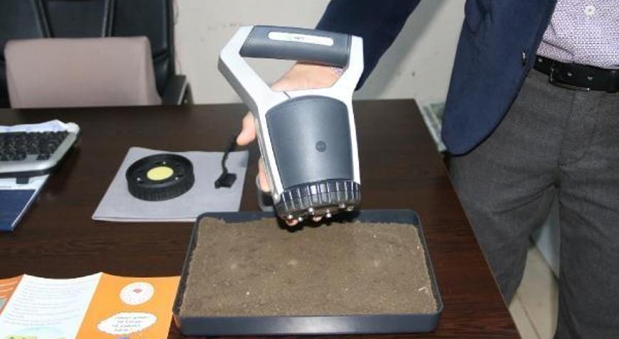 Toprakkale’ye ‘Dijital Toprak Analizi Cihazı’ kazandırıldı