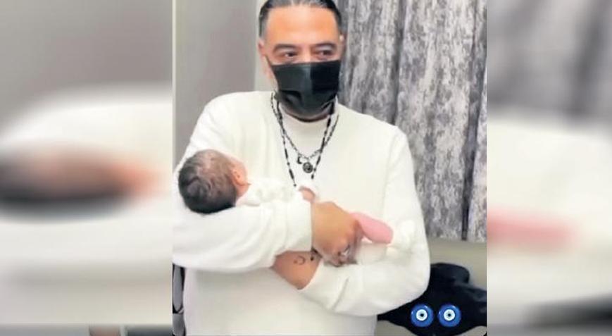 İkinci kez baba oldu