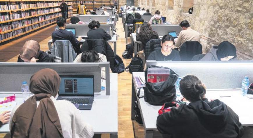 Bir haftada 165 bin kişi gezdi