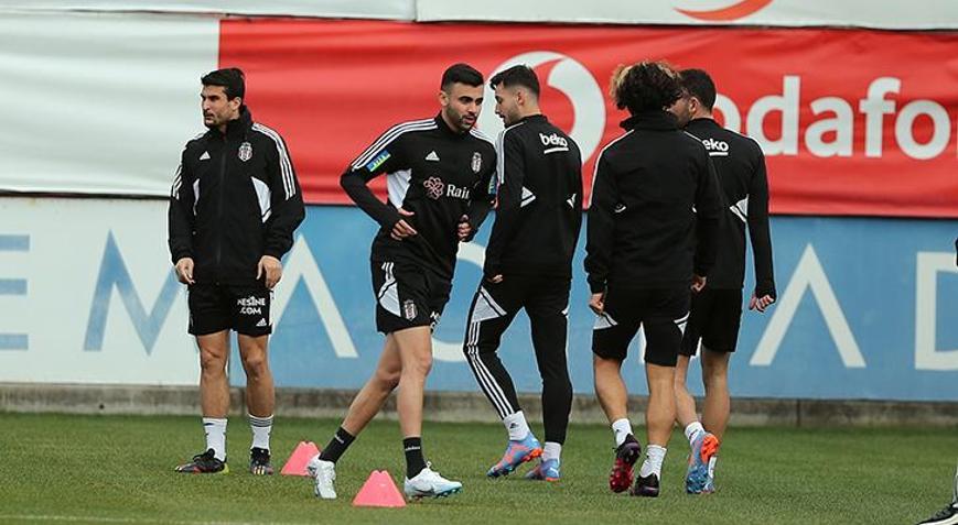 Beşiktaş'tan Rachid Ghezzal açıklaması!. - Spor - AYKIRI haber sitesi