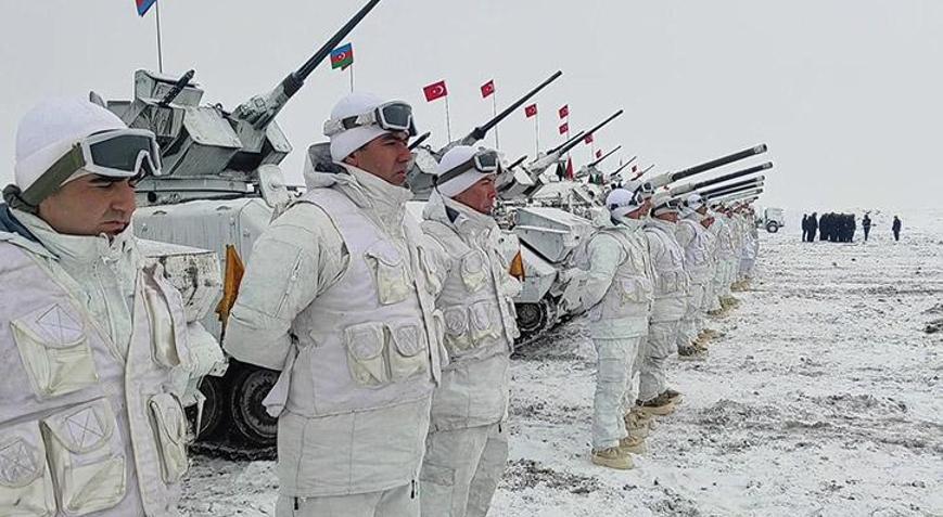 Eksi 20 derecede zorlu kış tatbikatı