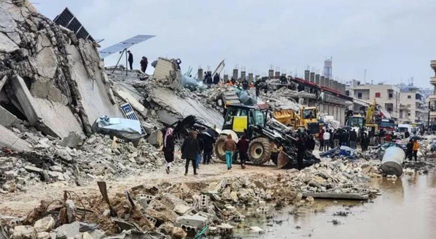 Kahramanmaraş depremi: Suriyede can kaybı 3 bini aştı, ilk insani yardım bölgede