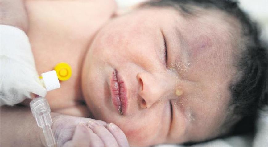 Mucize bebeği çalmak istemişler