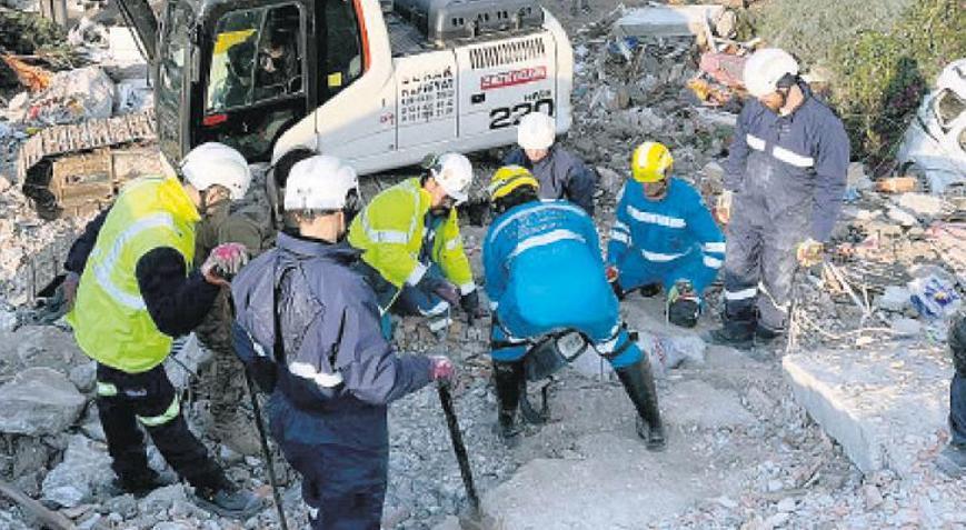 10 bin madencinin ellerinden öpüyoruz