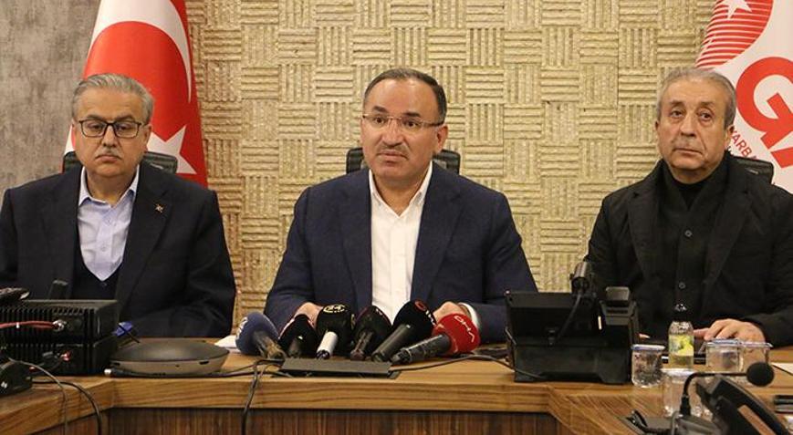 Bakan Bozdağ: Sadece müteahhitler değil ilgili herkes soruşturuluyor
