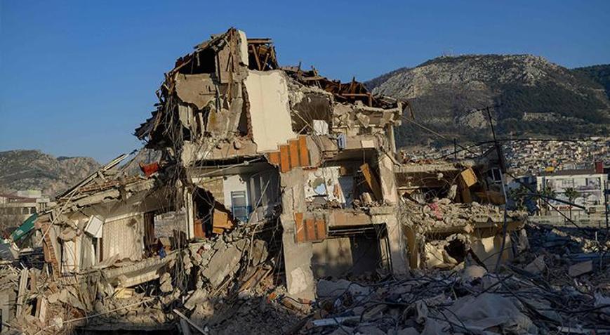Depremin Suriyedeki bilançosu: 5 bin 801 kişi yaşamını yitirdi