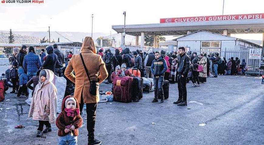 Suriyeliler ülkelerine dönüyor
