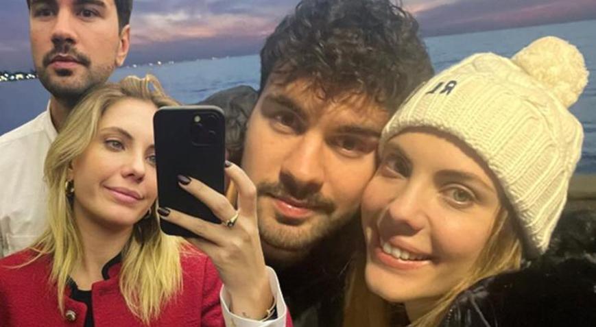 Eda Ece ve Buğrahan Tuncerden sahil pozu