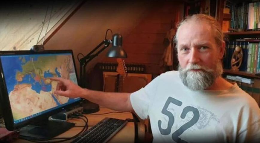 Şarlatan tekrar sahnede 8.3lük yeni tahmin