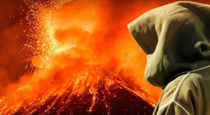 Korkutan kehanetleri sıraladı 2671 yılından geldim diyen zaman yolcusu 6 tarih verdi