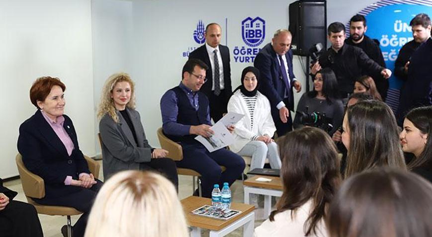 Akşener ve İmamoğlu öğrencilerle iftarda bir araya geldi