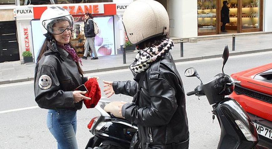 Elif Kaya tiyatrocu oldu