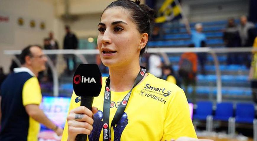 Manolya Kurtulmuş: Böyle bir ailede olmaktan gurur duyuyorum