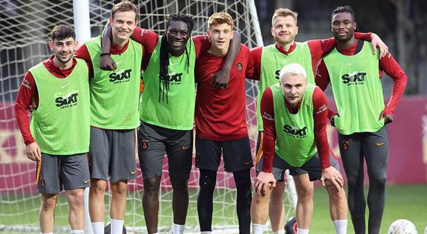 Galatasarayda Bafetimbi Gomis takımla birlikte çalıştı