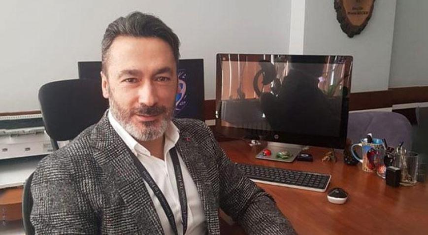 Yaptığı ameliyatla tıp literatürüne giren profesör, hasta yakınları tarafından darbedildi