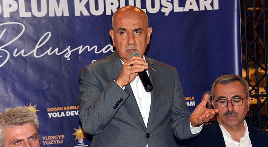 Bakan Kirişci STK temsilcileriyle buluştu