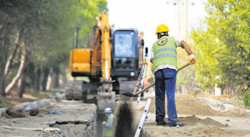13 ilçeye 604 bin metre kanalizasyon hattı