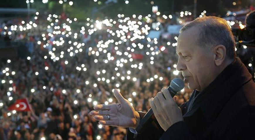 Cumhurbaşkanı Erdoğana peş peşe tebrik telefonları Biden ve Putin ile görüştü