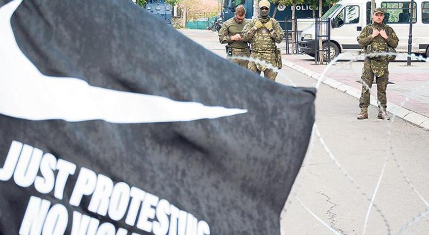 Kosova’da baskılar sonuç verdi