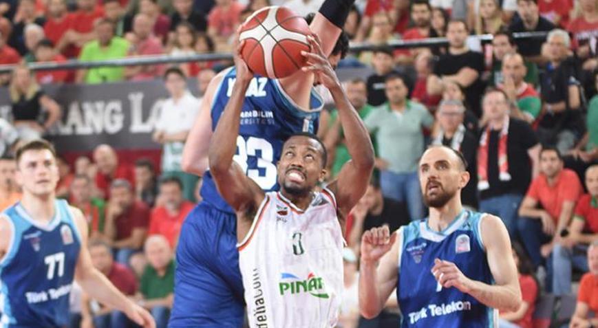 Pınar Karşıyaka, Türk Telekom karşısında seriyi 2-1 yaptı