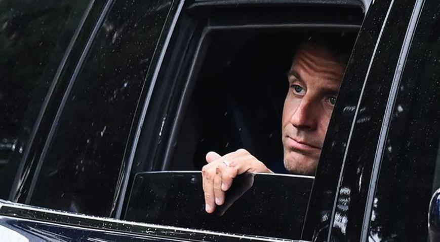 Dünyayı sarsan olay sonrası Macrondan dikkat çeken ziyaret
