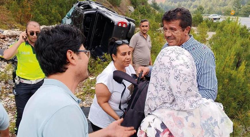 Eski Bakan Zeybekci Kazada Yaralandı - Haberler Milliyet