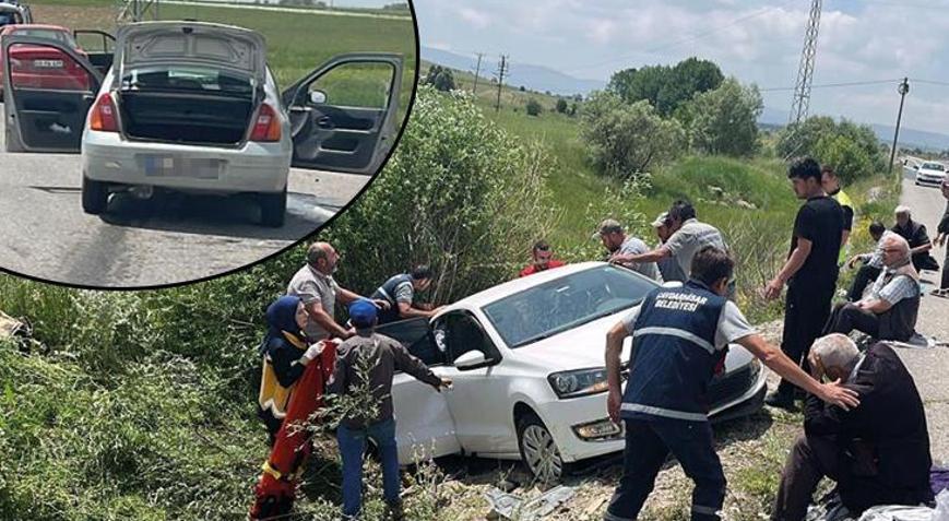 Kütahyada iki araç çarpıştı: 2 ölü, 4 yaralı