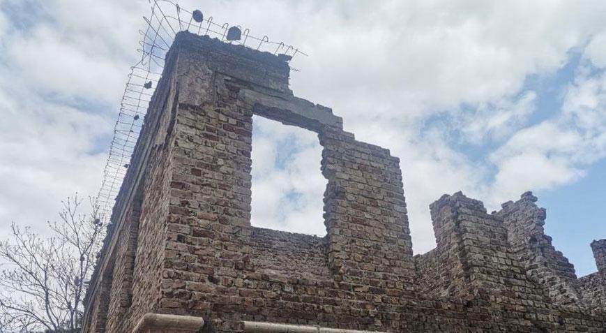 100 yıllık hastane çürümeye terk edildi 13 yıldır restorasyon bekliyor