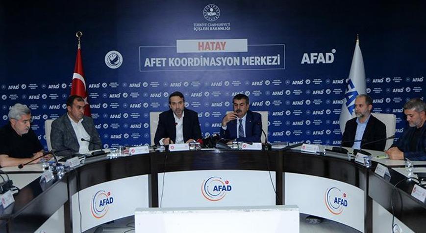 Bakanlar Bayraktar ve Tekin Hatayda