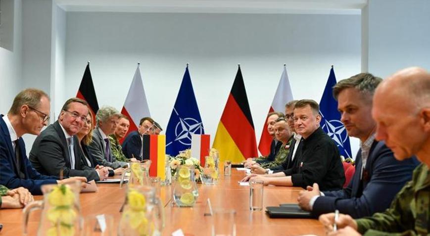 Polonya ve Almanya arasında kritik görüşme Yıl sonuna işaret ettiler