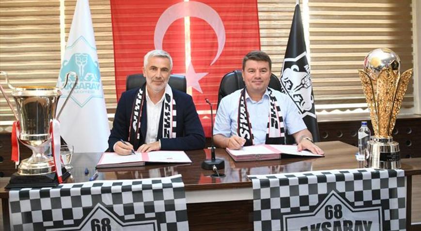 Önder Karaveli, TFF 2. Lig ekibine imza attı