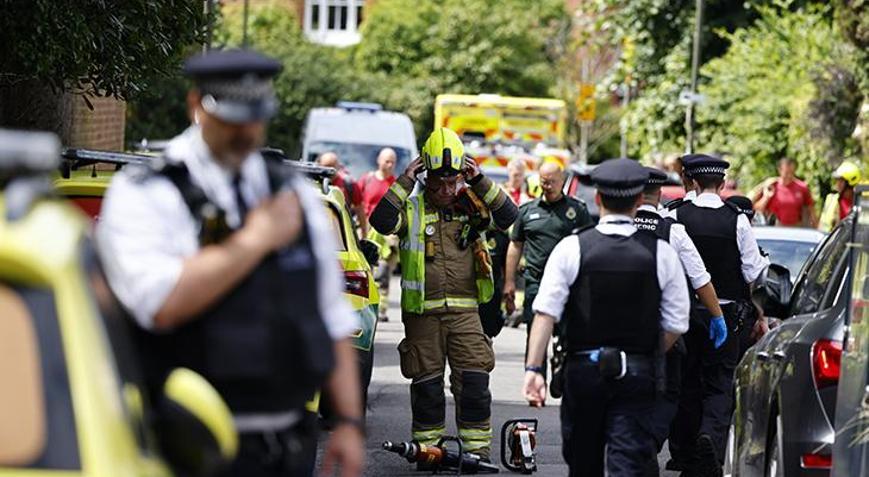 İngilteredeki korkunç kazada ölü sayısı artıyor