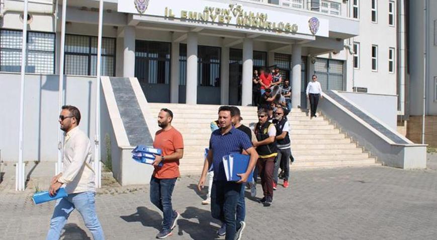 Depremzedeleri dolandıran şebeke çökertildi 14 şüpheli tutuklandı