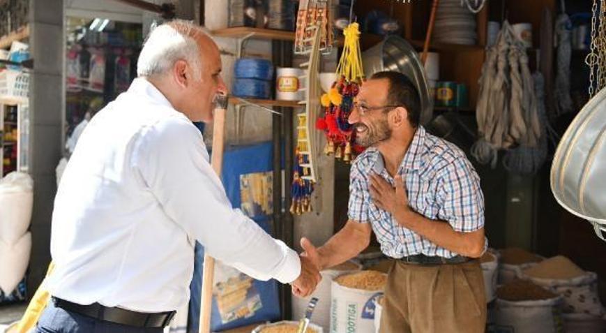 Başkan Zorluoğlu Akçaabat’ta esnafla buluştur, projeleri yerinde inceledi