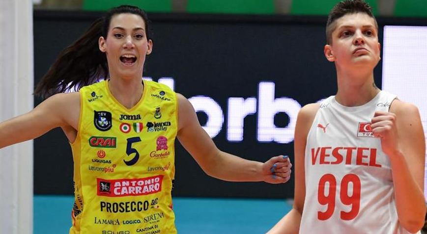 Robin de Kruijftan Ebrar Karakurta destek İtalyanlara tepki: Hadi oradan, saçmalık