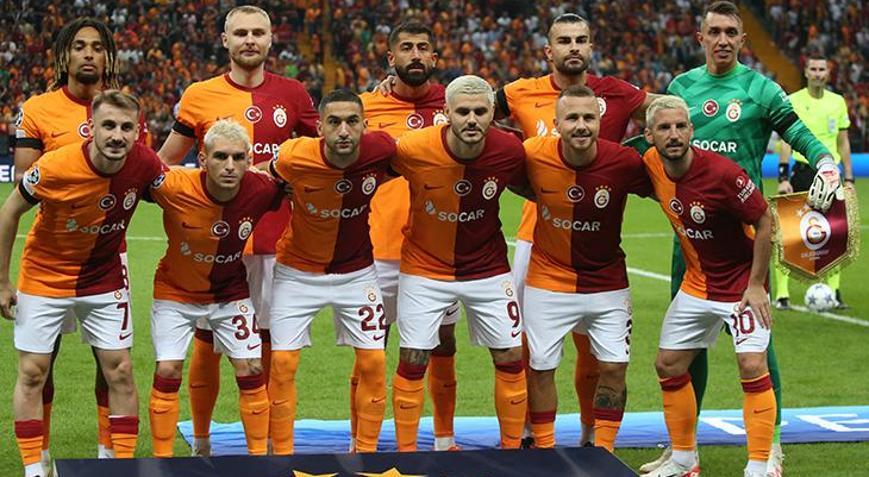 Galatasarayda Okan Buruktan tek değişiklik