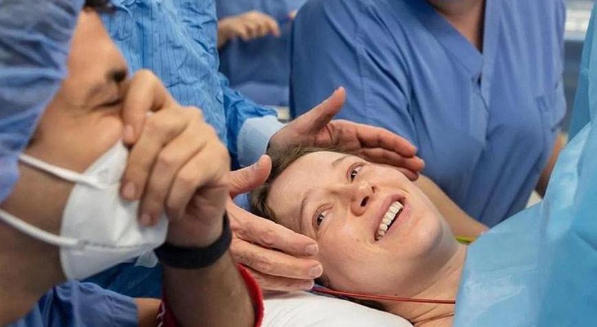 Oyuncu çift Taner Ölmez ve Ece Çeşmioğlu’ndan müjdeli haber