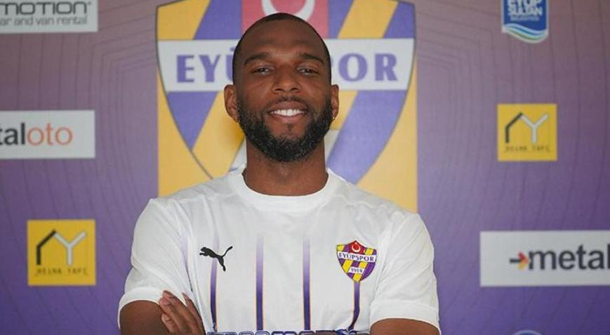 Eyüpspor, Ryan Babel ile yollarını ayırdı Resmi duyuru