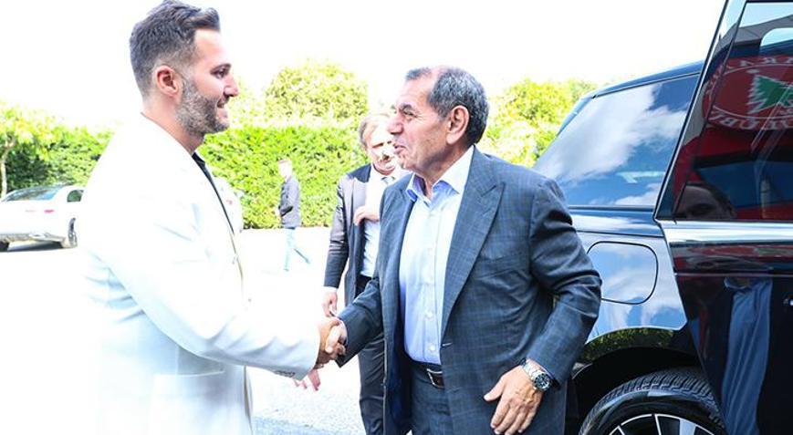 Galatasaray Başkanı Dursun Özbek, Ümraniyesporu ziyaret etti